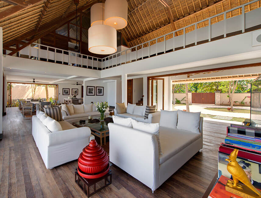 Voyage - corner view of living and dining rooms